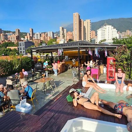 Viajero Medellin Hostel ภายนอก รูปภาพ