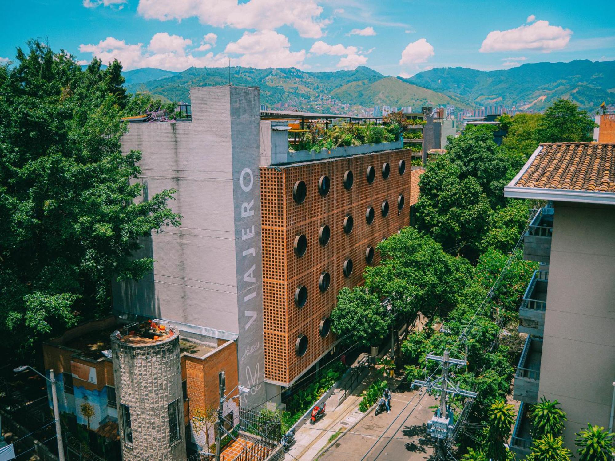 Viajero Medellin Hostel ภายนอก รูปภาพ